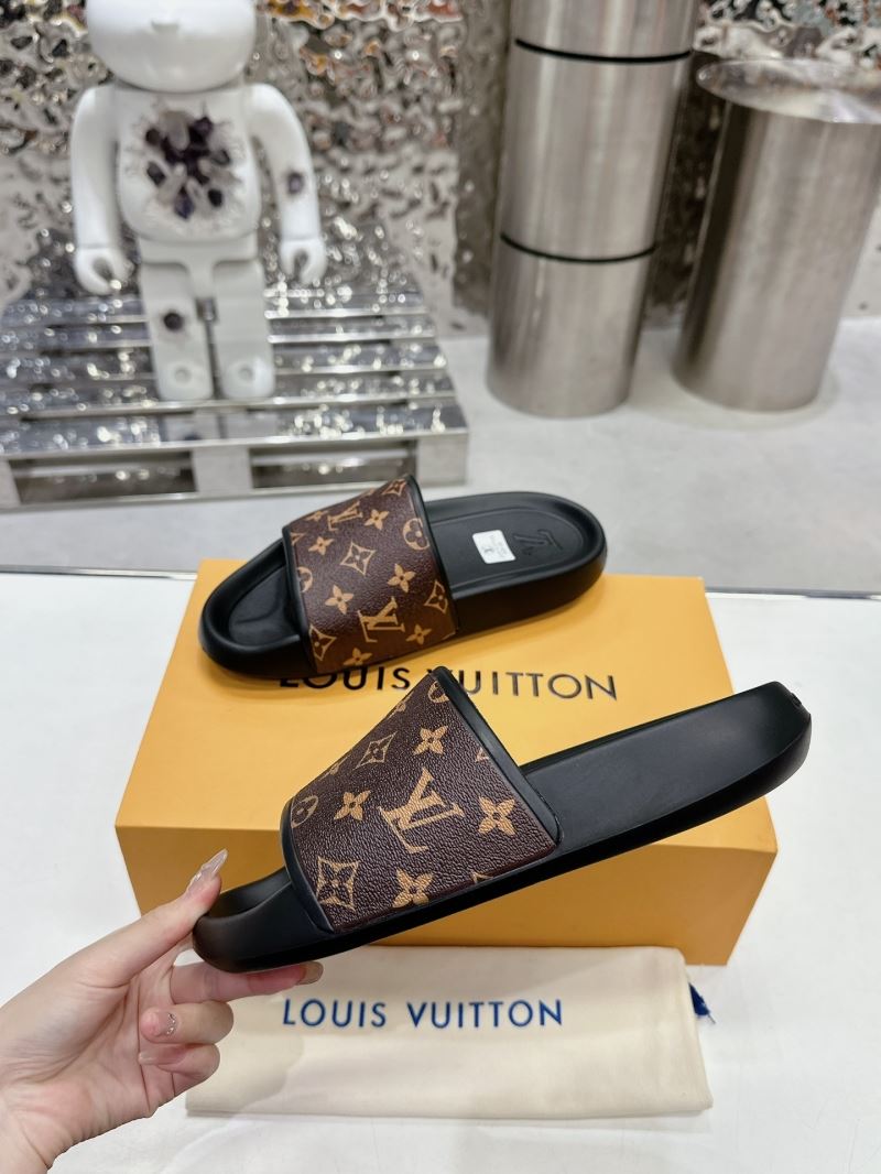 Louis Vuitton Slippers